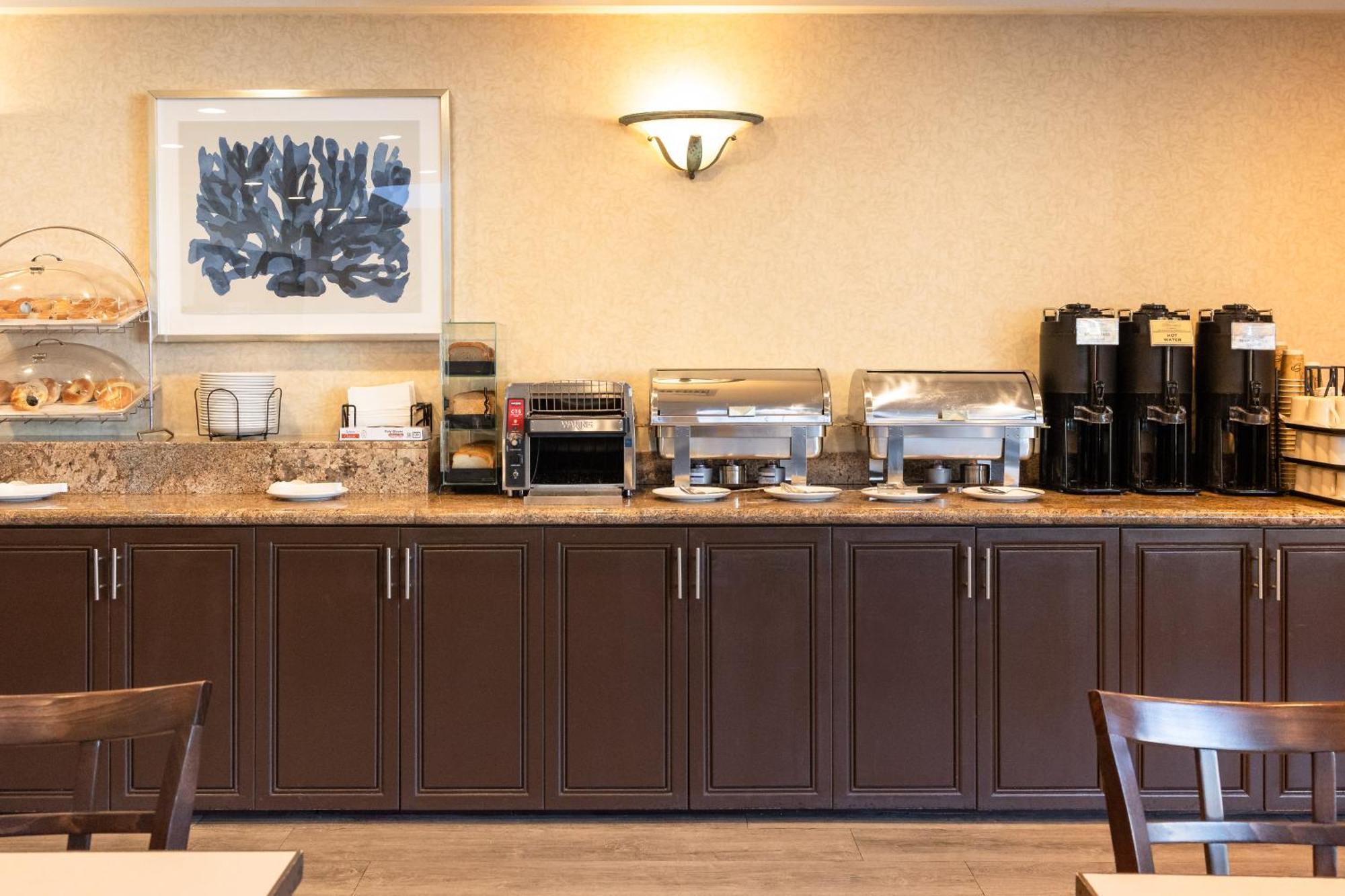 Maple Tree Inn Σανιβέιλ Εξωτερικό φωτογραφία