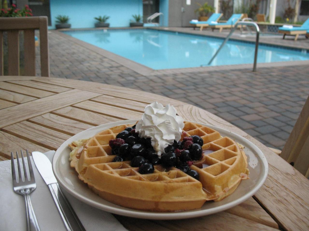 Maple Tree Inn Σανιβέιλ Εξωτερικό φωτογραφία