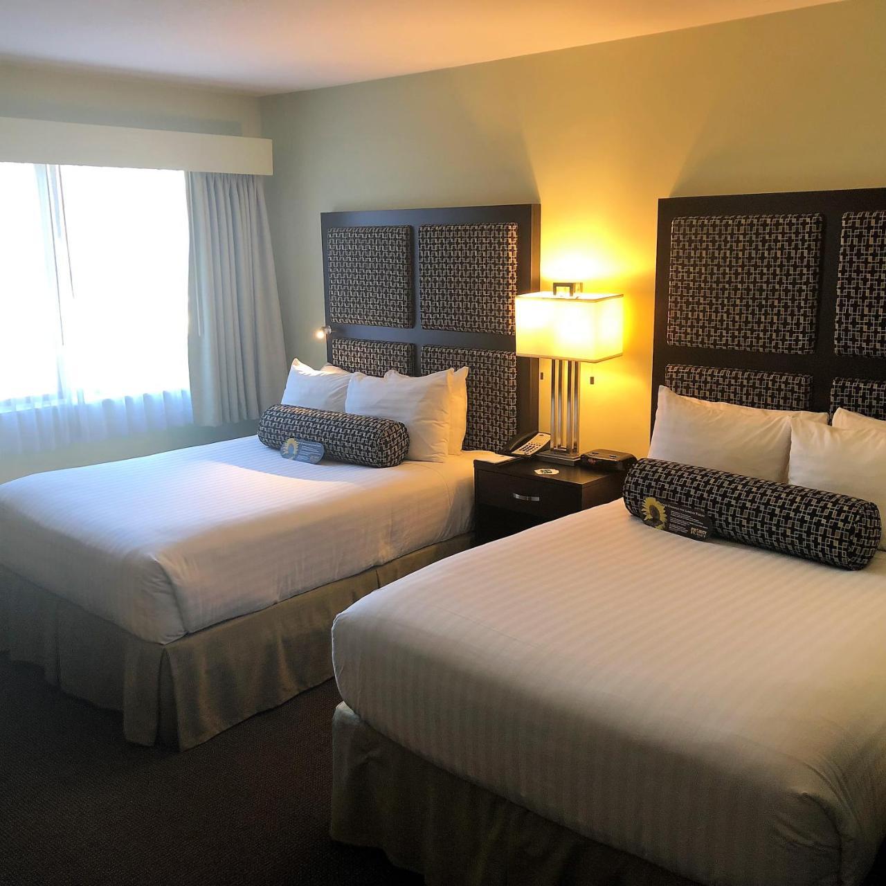 Maple Tree Inn Σανιβέιλ Εξωτερικό φωτογραφία